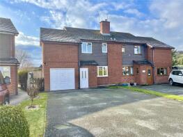 9 Firview, Maesgarmon Close, Castle Caereinion, Welshpool SY21 9BQ