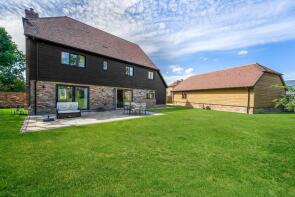 12 Lambourne House, Chequers Green, Ashford TN26 1AY