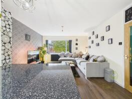 85, Abbey Road, Manchester M29 7WN