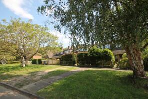 16, Westonfields, Guildford GU5 9AR