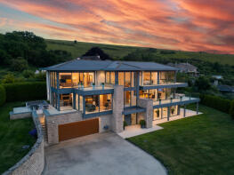 Ballard Glebe, Glebe Estate, Swanage BH19 3AS