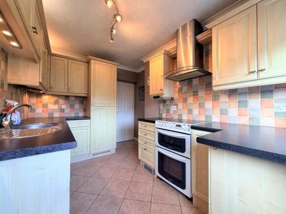 KITCHEN1