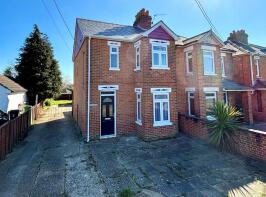 1, West Mead, Winchester Road, Southampton SO32 2NA