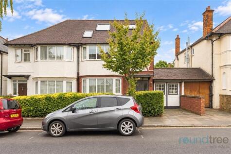 Garrick Avenue, Golders Green, NW11