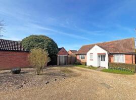 42, Goodacre, Orton Goldhay, Peterborough PE2 5LZ