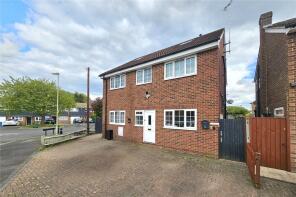 Flat 3, 18, Myrtle Drive, Blackwater, Camberley GU17 0JL
