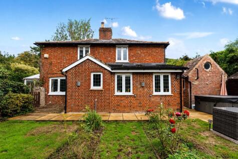Lower Eashing, Godalming, Surrey, GU7