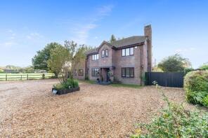 St Davids, Cowfold Road, Horsham RH13 8QJ