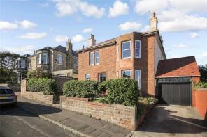2 Ashton, Alexander Iii Street, Burntisland KY3 9SD
