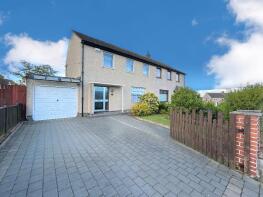 21, Queen's Drive, California FK1 2BU