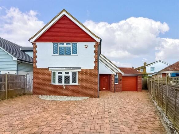Courtlands Close_31.jpg
