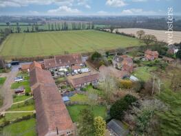 12, Laurel Farm Barns, Market Street, Norwich NR12 8QY