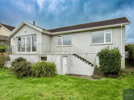 19, Lords Meadow, Truro TR2 5RZ