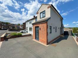 87, Mountfield Road, Waterloo, Huddersfield HD5 8RB