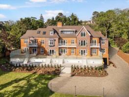 3, Langdon Grange, Holtwood Road, Oxshott, Leatherhead KT22 0QL