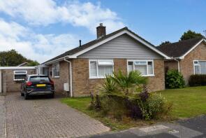 6, Golden Crescent, Lymington SO41 0LL