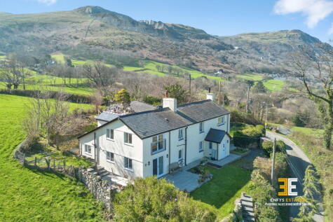 Mountain Lane, Penmaenmawr, LL34