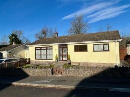 11, Sycamore Close, Shipham, Winscombe BS25 1TY