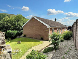 Ty-pasg, West Bank, Cwmtillery, Abertillery NP13 1RF