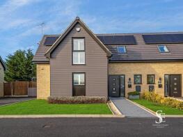 2, Paddock View, Cocks Lane, Warfield, Bracknell RG42 6JE
