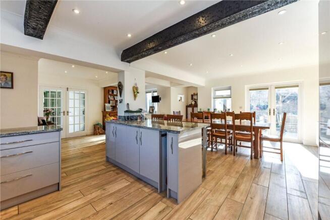 Kitchen/Dining Room