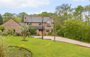 Wits End, Rotten Row, Bradfield, Reading RG7 6LG