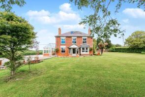 Southview Farm, Hammer Lane, Heathfield TN21 9HE