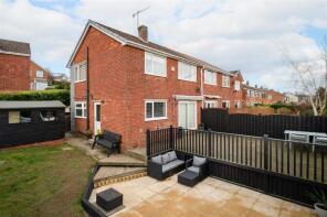 35, Ferndale Close, Dronfield S18 3BR