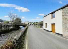 2, Walkham Cottages, Whitchurch Road, Yelverton PL20 7TN