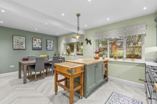 Kitchen Diner