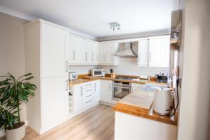 16, Merevale Close, Runcorn WA7 2YQ