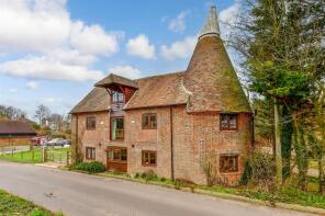 Selborne Oast, Wingham Well Lane, Canterbury CT3 1NW