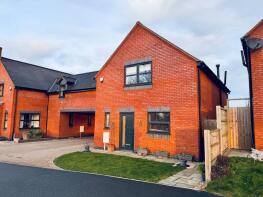 3, Skylark Close, Lutterworth LE17 6BY