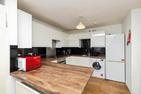 Cedars Road, London, SW4