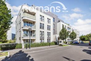Flat 20, Estienne House, Chieftain Road, Longcross KT16 0DB