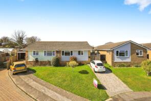 11, Fairlawns Drive, Hailsham BN27 4PJ