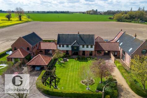 Horses Head, Upton