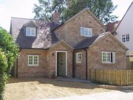 25 Meadowlands, High Street, Towcester NN12 8PU