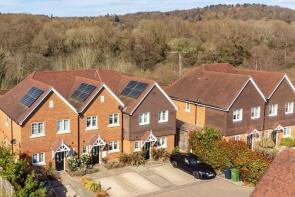 14, Alder Grove, Guildford GU4 8FA