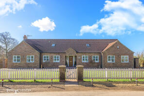 Agavea Lodge, Hallgate, Gedney, Spalding PE12 0AH