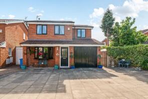 15, Suffolk Close, Woolston, Warrington WA1 4DB