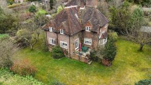Lismore Cottage, Chilcrofts Road, Kingsley Green, Haslemere GU27 3LS