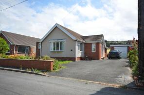 Almar, Ffordd-y-fulfran, Borth SY24 5ND
