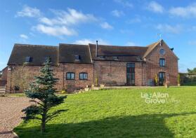 Pool Barn, C2096 Bayton, Kidderminster DY14 9LY