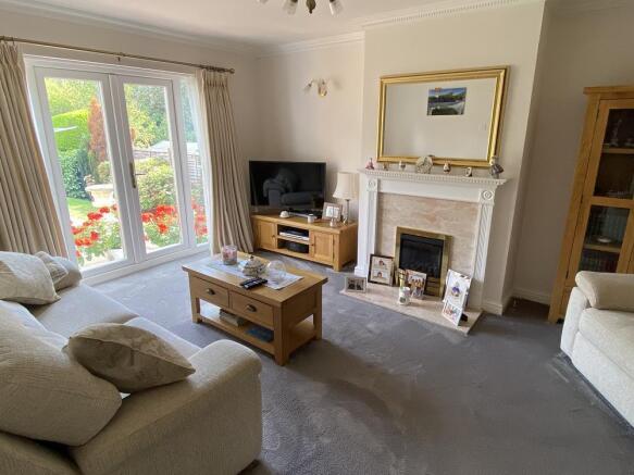 sitting room.jpg