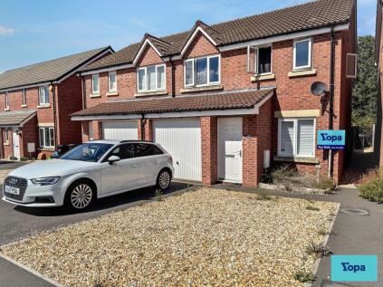 Hob Close, Taunton, TA2