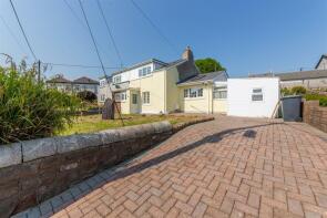 2, Stanley Road, Garndiffaith, Pontypool NP4 7LZ