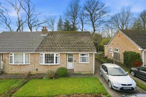 7, Kirkwood Drive, Lindley, Huddersfield HD3 3WA