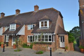 3, Garden Mews, Petworth GU28 0QS