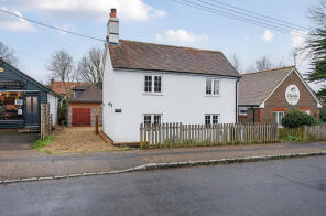 Downview, London Road, Pulborough RH20 3JR